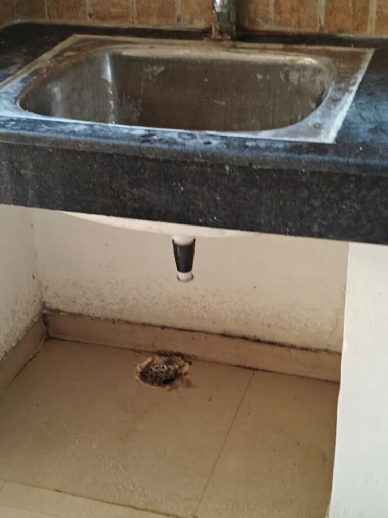 Kitchen, mahagun-mywoods 2.5 Bedroom 1110 Sq.Ft. Apartment In Sector 16c Greater Noida Greater Noida 9984257