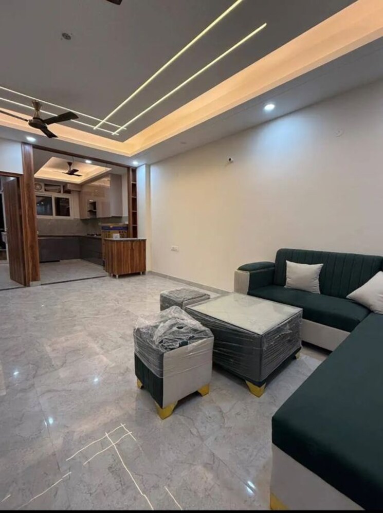 Living Room, chattarpur 3 Bedroom 1300 Sq.Ft. Builder Floor In Chattarpur Delhi 9984288