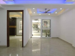 2 BHK Builder Floor For Rent in Saket