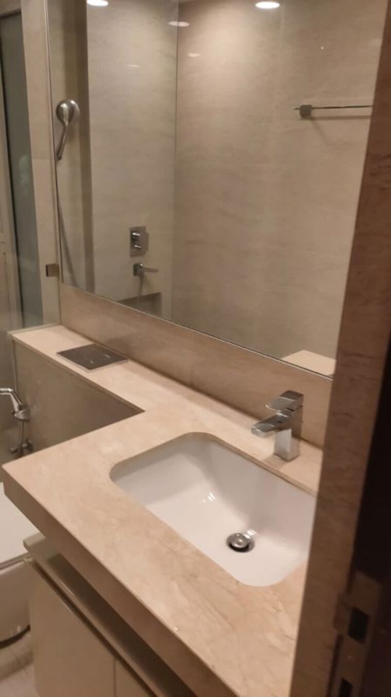 Bathroom, hiranandani-castle-rock 2 Bedroom 750 Sq.Ft. Apartment In Powai Mumbai 9984405
