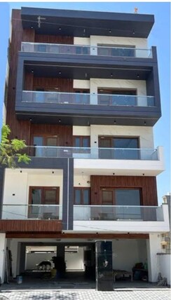3 BHK + Pooja Room Builder Floor For Sale in Sector 85