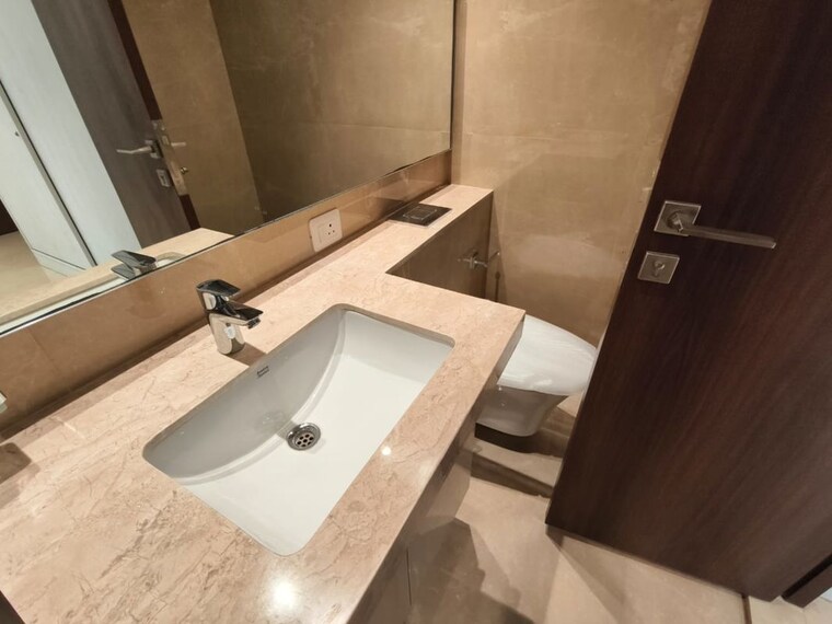 Team Area, hiranandani-highland 3 Bedroom 789 Sq.Ft. Apartment In Powai Mumbai 9984303