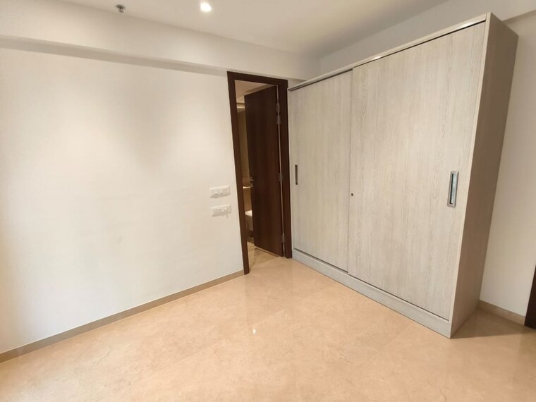 Room, hiranandani-highland 3 Bedroom 789 Sq.Ft. Apartment In Powai Mumbai 9984303
