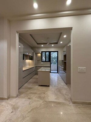 6+ BHK Builder Floor For Sale in Dlf Phase I