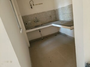 Room in 3 BHK Apartment at Jaypee Greens Kosmos, Sector 134 – for Sale