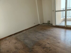 Room in 3.5 BHK Apartment at Jaypee Greens Kosmos, Sector 134 – for Sale