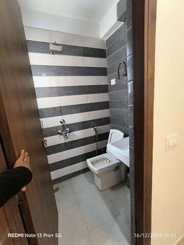 Staircase in 2 BHK Apartment at Saket – for Rent