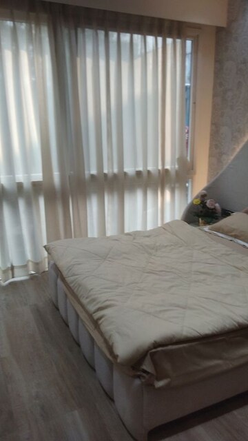 Bedroom in 3 BHK Builder Floor at Origin Rock Highland, Kandivali West – for Sale