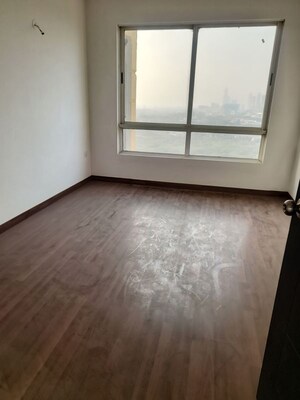 Room in 3 BHK Apartment at Jaypee Klassic Shaurya, Sector 134 – for Sale