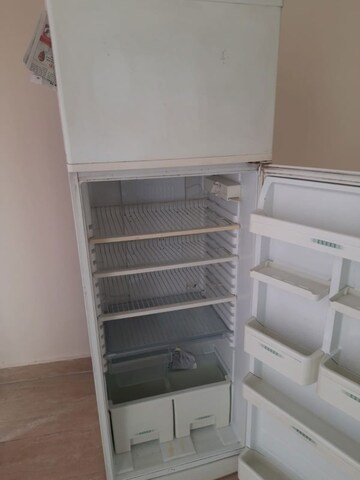 Bathroom in 3 BHK Apartment at Ansal API Celebrity Gardens, Sushant Golf City – for Rent