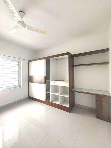 Room in 3 BHK Apartment at Cumins Genesis, Horamavu – for Rent