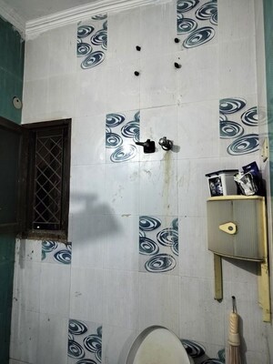 Master Bedroom in 2 BHK Independent House at RWA Apartments Sector 20, Sector 20 – for Rent