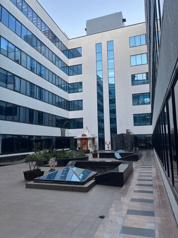  Office Space For Rent in Andheri West