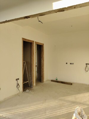 Room in 3 BHK Apartment at Aradhyam Spa City, Meerut Road – for Sale