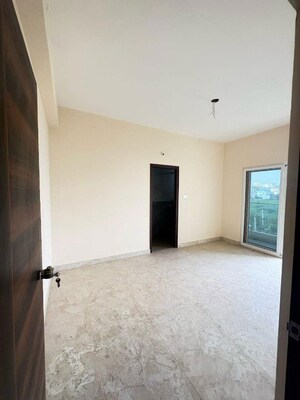 Room in 3 BHK Apartment at Janachaitanya Colony – for Sale