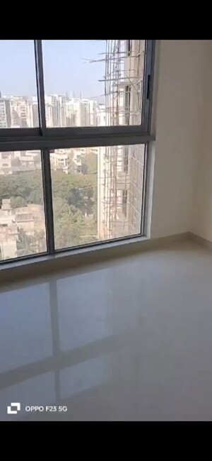Room in 2 BHK Apartment at Bhoomi Celestia, Malad West – for Rent