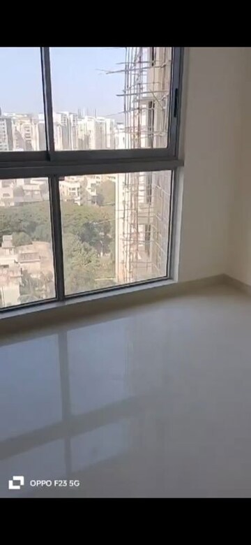 Room in 2 BHK Apartment at Bhoomi Celestia, Malad West – for Rent