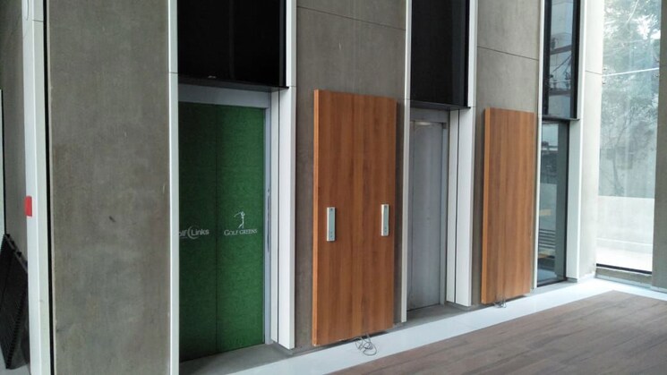 Other, vijay nagar Commercial Showroom 2000 Sq.Ft. In Vijay Nagar Indore 9984836