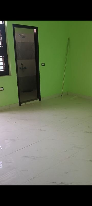 Room in 2 BHK Builder Floor at Sai Kunj New Palam  vihar, New Palam Vihar Phase 3 – for Rent