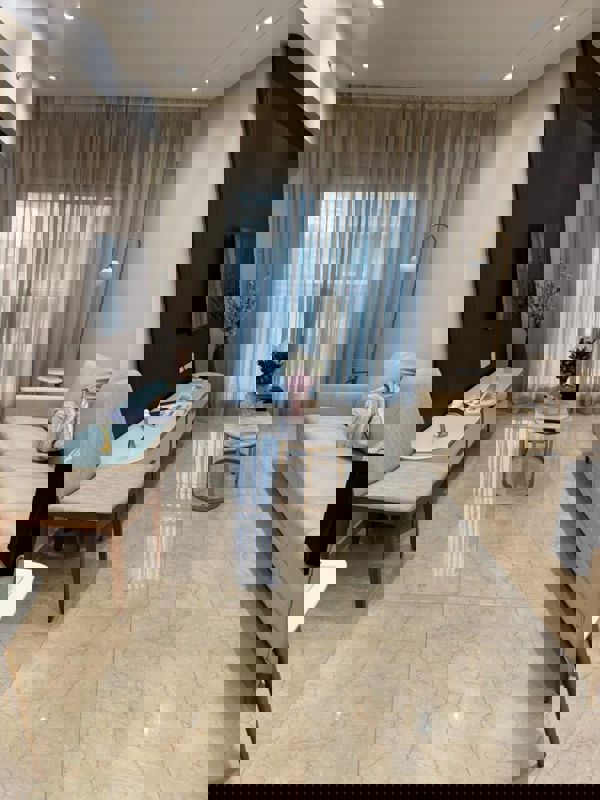 2 BHK 720 Sq.Ft. Apartment in Shapoorji Pallonji BKC 28