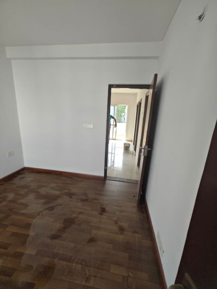 Room, bptp-park-elite-floors 3 Bedroom 1200 Sq.Ft. Builder Floor In Sector 85 Faridabad 9984866