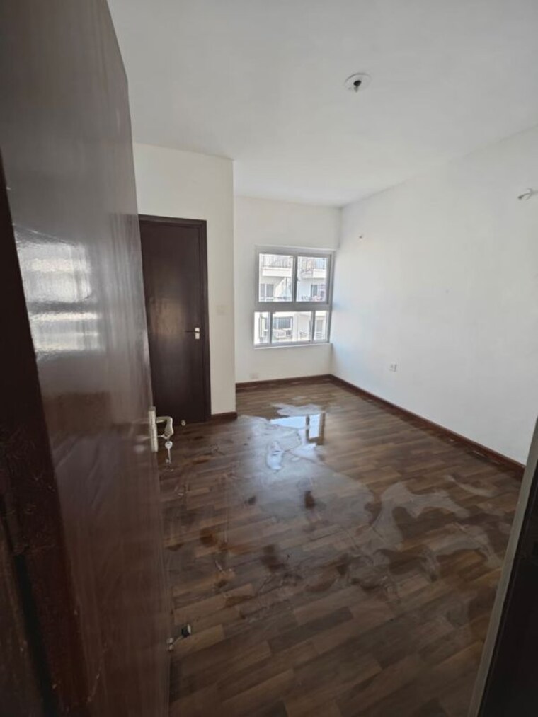 Room, bptp-park-elite-floors 3 Bedroom 1200 Sq.Ft. Builder Floor In Sector 85 Faridabad 9984866