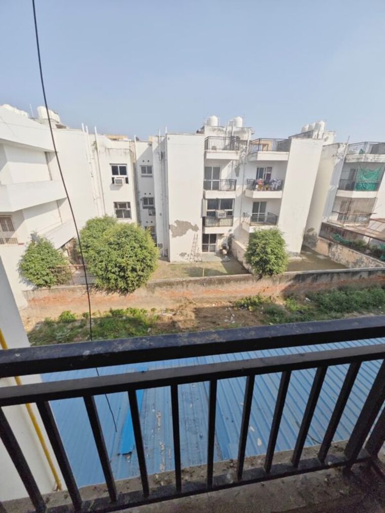Balcony, bptp-park-elite-floors 3 Bedroom 1200 Sq.Ft. Builder Floor In Sector 85 Faridabad 9984866