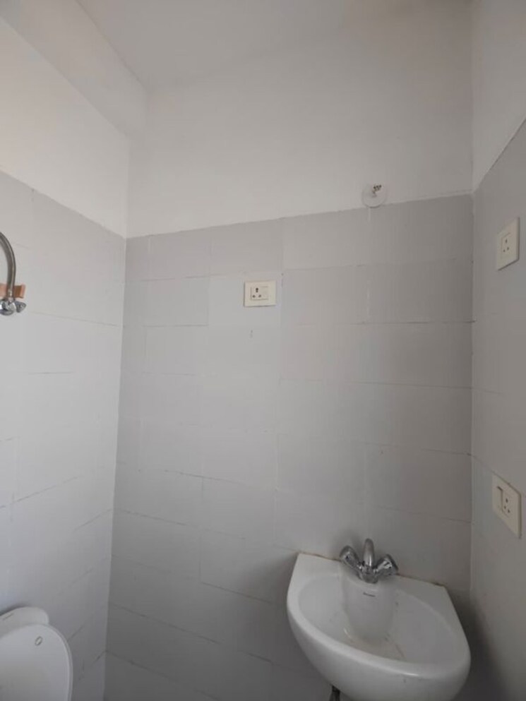 Other, bptp-park-elite-floors 3 Bedroom 1200 Sq.Ft. Builder Floor In Sector 85 Faridabad 9984866