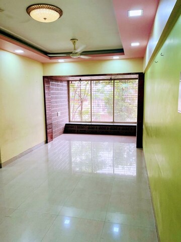 Room in 2 BHK Apartment at Regency Estate, Dombivli East – for Rent