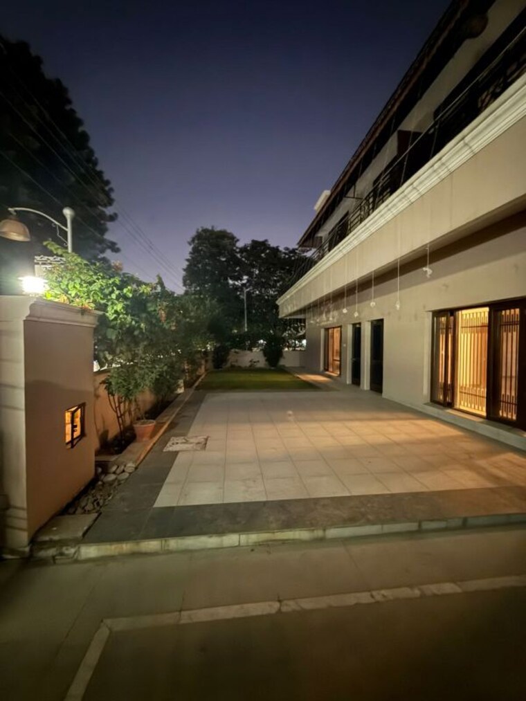 Exterior View, sector 33 3 Bedroom 4500 Sq.Ft. Builder Floor In Sector 33 Chandigarh 9984934