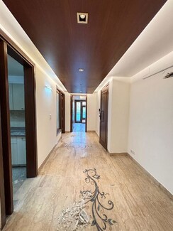 3 BHK + Servant Room Builder Floor For Rent in Green Park