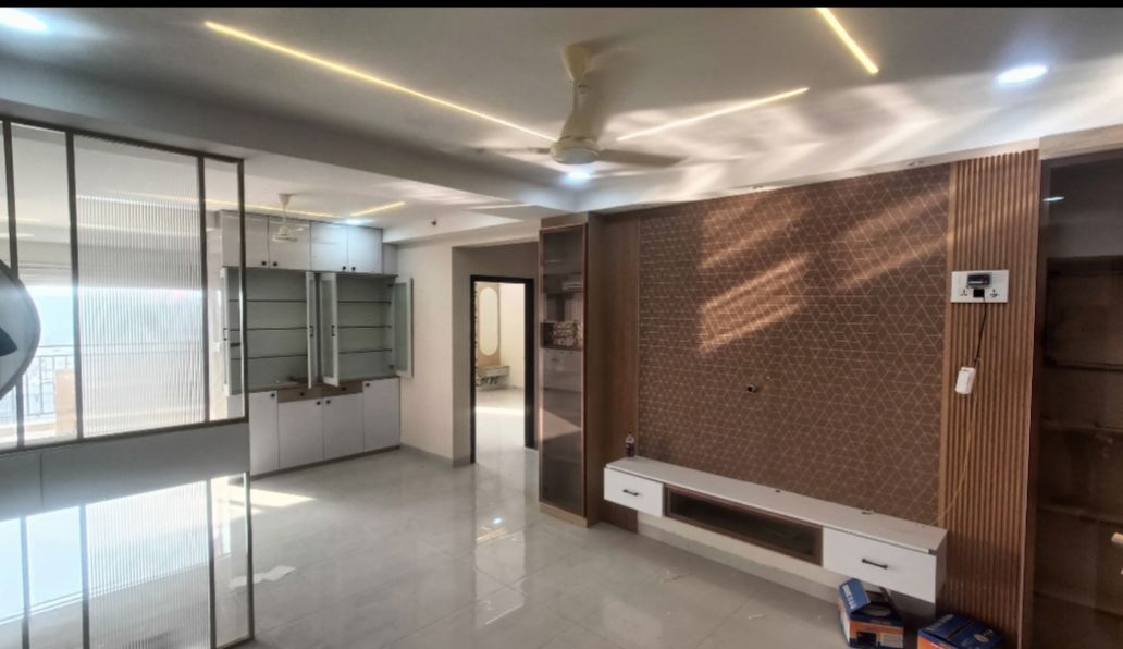 3 BHK + Store Room Apartment For Rent in Poulomi Avante