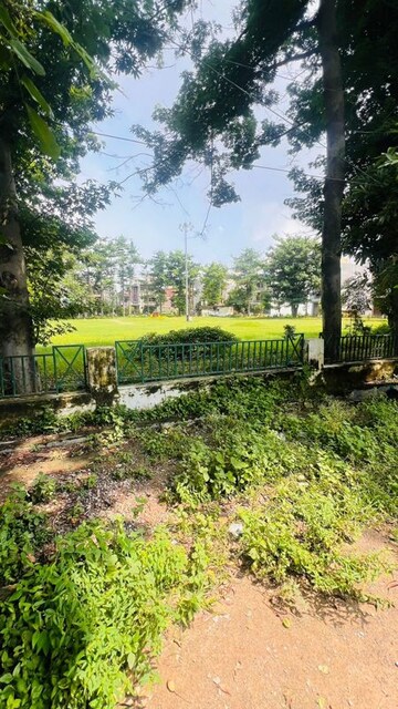  Plot – Garden View at UPAVP Vrindavan Yojana, Vrindavan Yojna - for Sale