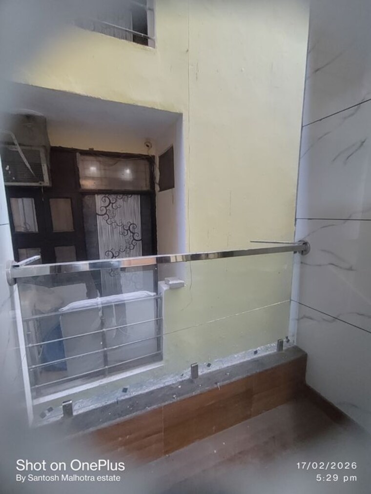Balcony, nawada 1 Bedroom 40 Sq.Yd. Builder Floor In Nawada Delhi 9985121