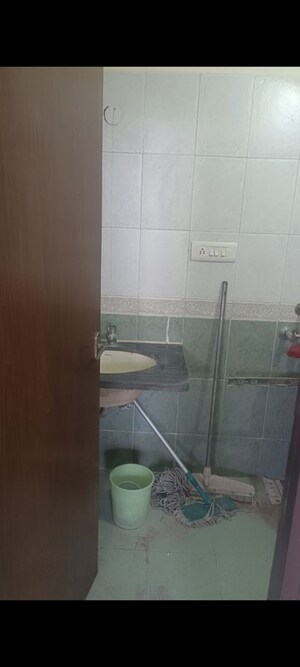 Master Bedroom in 3 BHK Apartment at Amrapali Awadh, Indira Nagar – for Rent