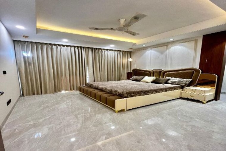 Bedroom, shiv-chhaya-chs 4 Bedroom 2600 Sq.Ft. Builder Floor In Andheri West Mumbai 9985138