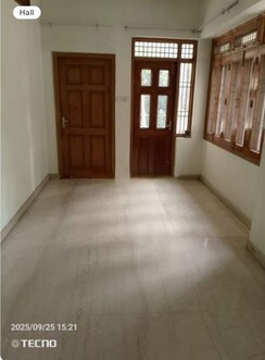 3 BHK + Pooja Room Apartment For Rent in Hazratganj