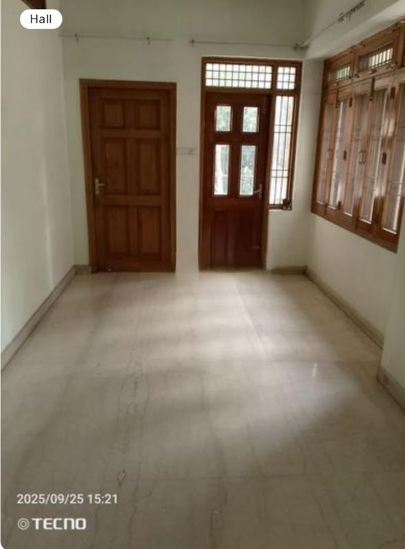 3 BHK + Pooja Room Apartment For Rent in Hazratganj