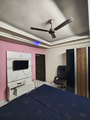 Bedroom in 1 BHK Builder Floor at Blessed Homes, Sector 70 – for Rent