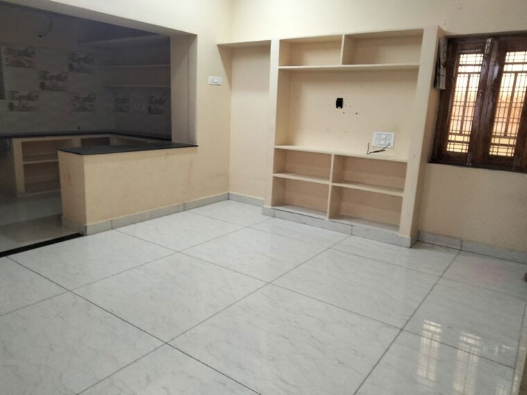 Room, gachibowli 3 Bedroom 1800 Sq.Ft. Builder Floor In Gachibowli Hyderabad 9985196