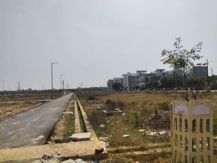 undefined, upavp-vrindavan-yojana  645 Sq.Ft. Plot In Vrindavan Yojna Lucknow 9985249