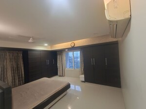 Furnished Amenities in 2 BHK Apartment at Sea Breeze Tower, Nerul – for Rent