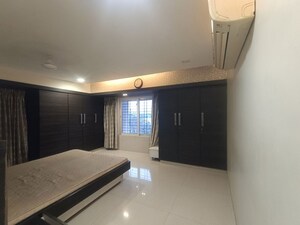 Room in 2 BHK Apartment at Sea Breeze Tower, Nerul – for Rent