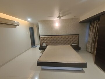 Bedroom in 2 BHK Apartment at Sea Breeze Tower, Nerul – for Rent