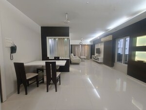 2 BHK Apartment For Rent in Sea Breeze Tower, Nerul