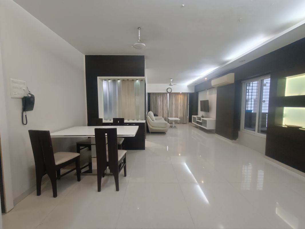 2 BHK + Pooja Room,Study Room,Extra Room Apartment For Rent in Sea Breeze Tower