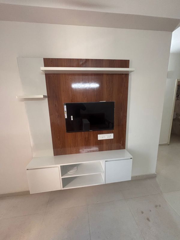 2 BHK Apartment For Rent in Signature The Millennia 3