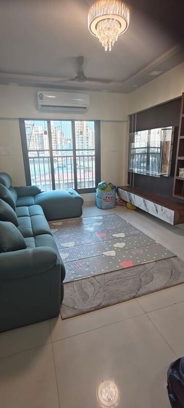 Bedroom in 2 BHK Apartment at Bhoomi Celestia, Malad West – for Rent