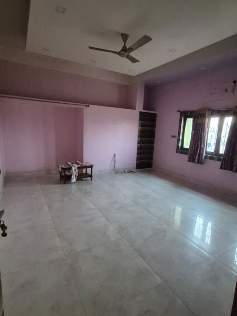 Room, mithapur 3 Bedroom 1600 Sq.Ft. Apartment In Mithapur Patna 9985364