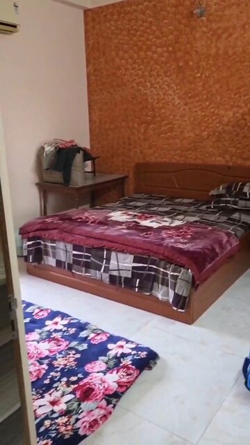Bedroom in 3 BHK Apartment at Mithapur – for Rent